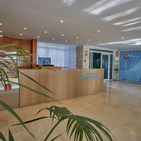 Js Paradise Sport - Adults Only 3* אל ארנל